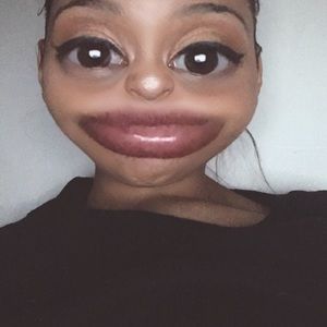 Meet your Posher, Candace